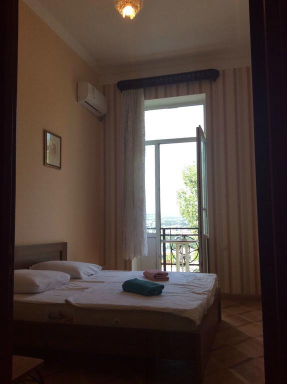Griboedov Hostel & Suites Τυφλίδα Εξωτερικό φωτογραφία