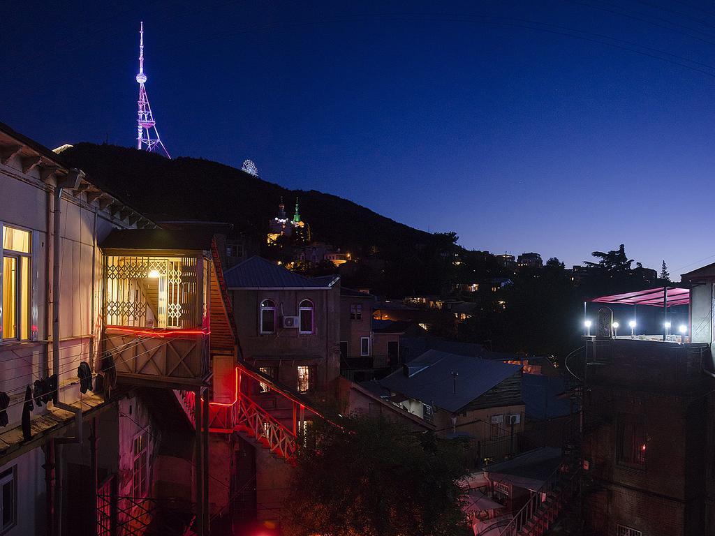 Griboedov Hostel & Suites Τυφλίδα Εξωτερικό φωτογραφία