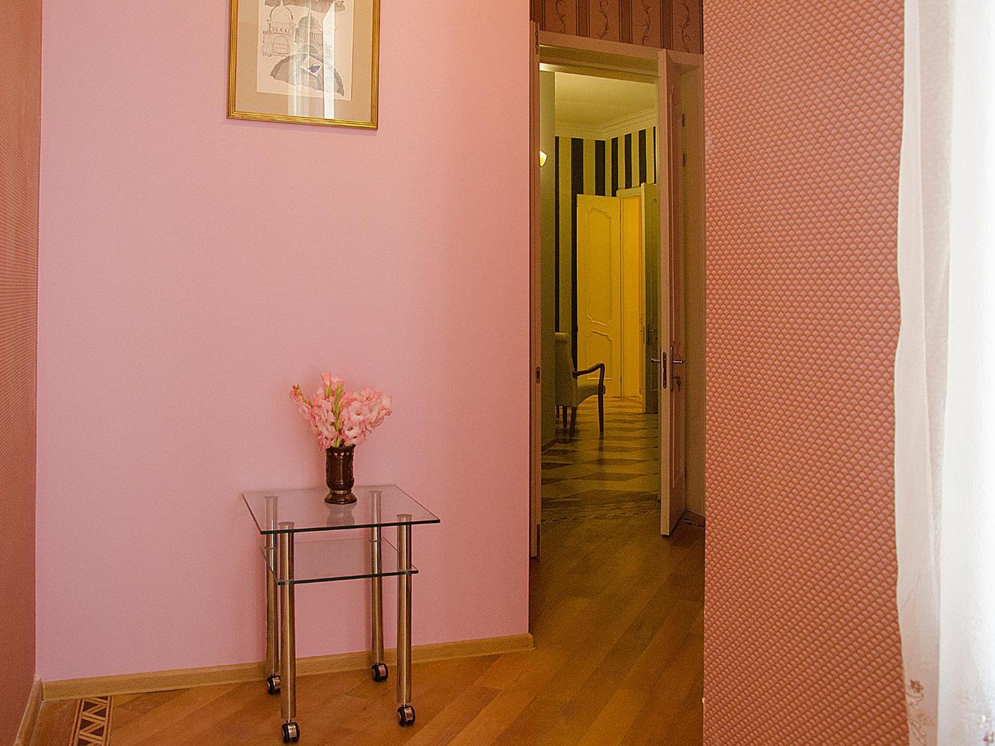 Griboedov Hostel & Suites Τυφλίδα Εξωτερικό φωτογραφία