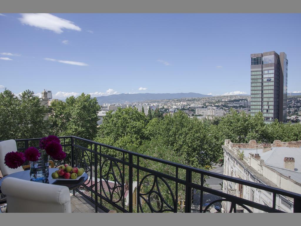 Griboedov Hostel & Suites Τυφλίδα Εξωτερικό φωτογραφία