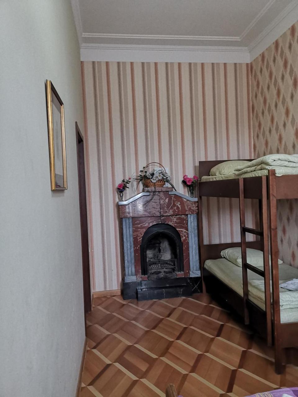 Griboedov Hostel & Suites Τυφλίδα Εξωτερικό φωτογραφία